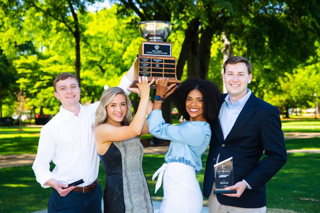 2019 Case Team with their SEC Case Competition Trophy