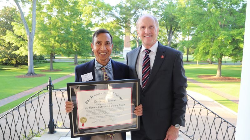Distinguished UA Finance Professor Honored with Burnum Award