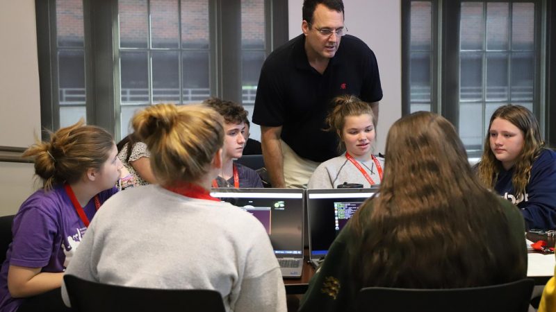 Cybersecurity Camp Students Attack Simulated Virtual Threats