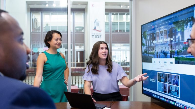 Manderson Graduate Certificates Launch<span class="timeline-express-tax-container timeline">
			<span class="pre-text">Timelines: </span>Culverhouse History
		</span>